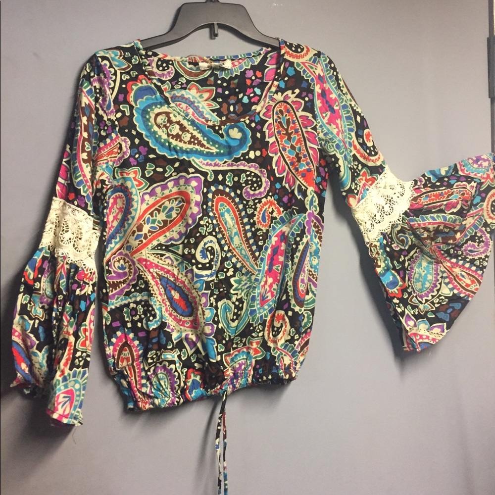 Bell sleeve crop tie top latest in fashion